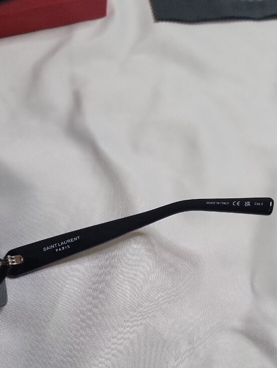 Saint Laurent Black Rectangular Sunglasses with Dark Tint main image 4